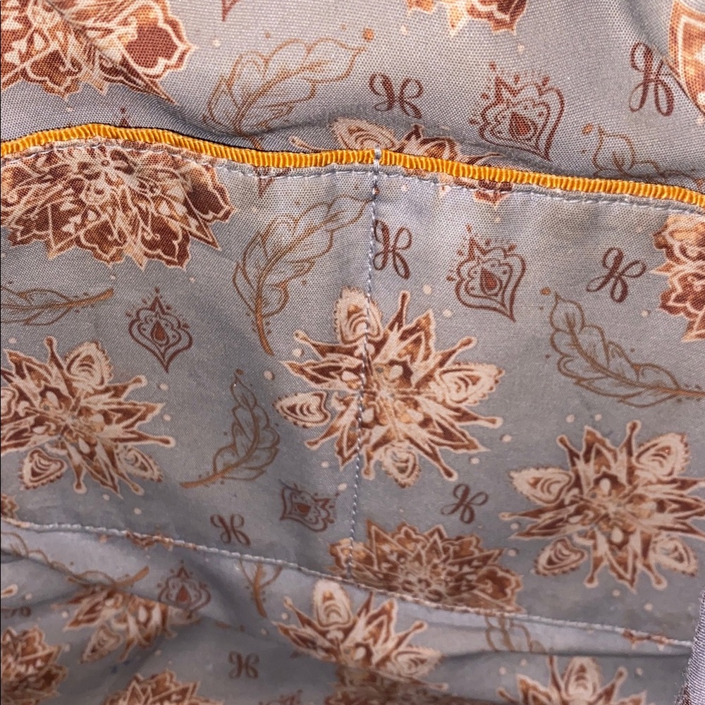 HOBO Merrin taupe Convertible Backpack - Picture 16 of 16